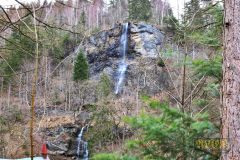 ROMKERHALLER_WASSERFALL_004