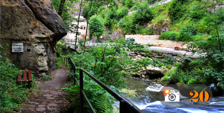 (Wasserfall bei der) Lochmühle